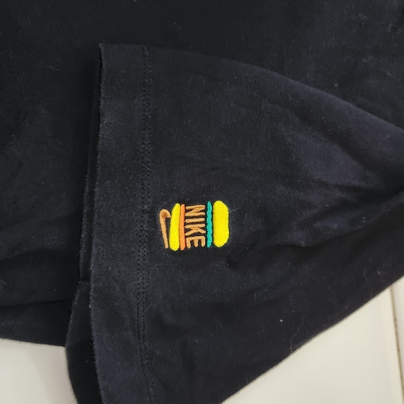 Nike Sole Food Dunks 2-sided Embroidered T-shirt Size XL - Picture 2 of 5